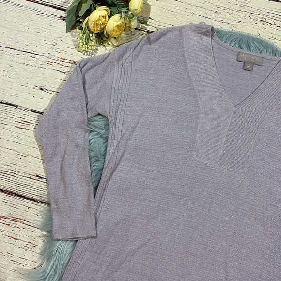 Barefoot Dreams Women’s CozyChic Ultra Lite V Neck Pullover Sweater Lilac - Picture 5 of 9